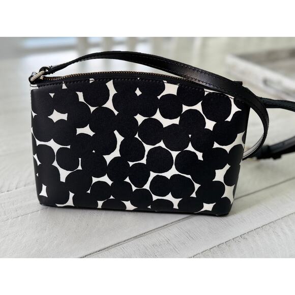 Kate Spade White and Black Leather Purse - Picture 2 of 3